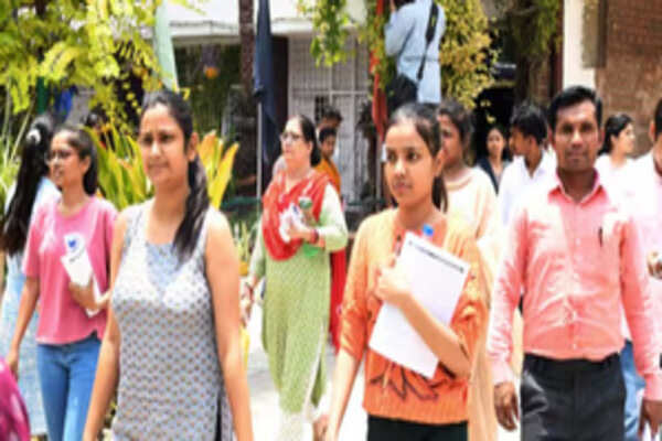 Panini Sharma of Hajipur in Bihar tops in JEE Mains 2025